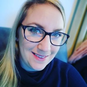 Meet your Posher, Alexandra